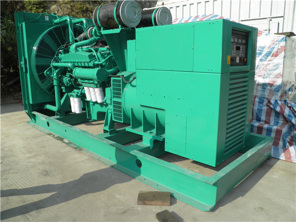 武陵源出租发电机 发电机组厂家：柴油发电机组的控制屏的作用是什么？