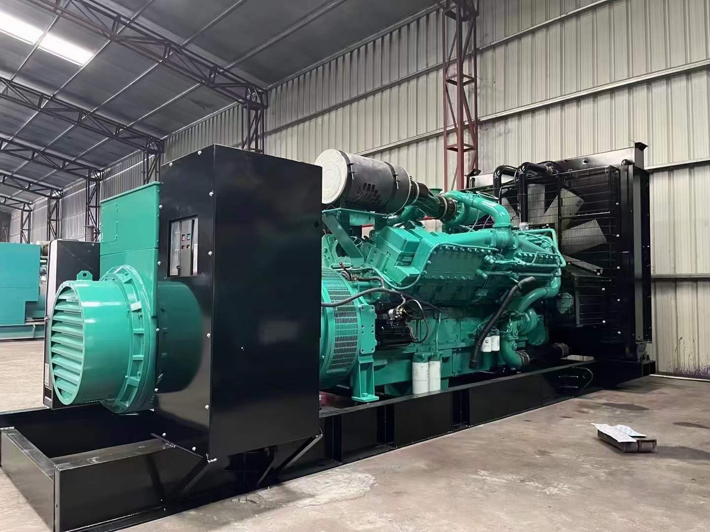 武陵源如何降低 800kW 柴油发电机输出电流的波动？